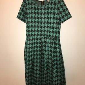 NWOT LulaRoe Amelia XL houndstooth pattern
